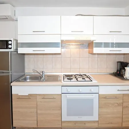 Apartment Ljiljana