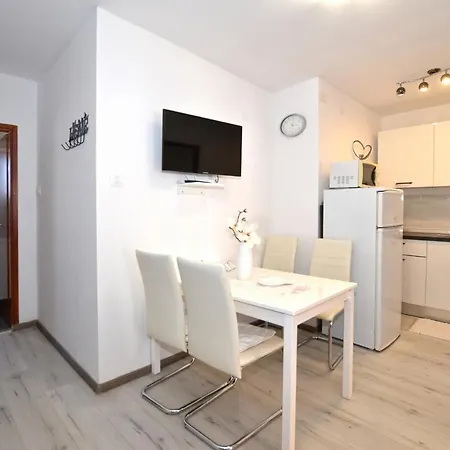 Ljiljana Apartment
