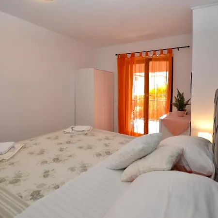 Apartment Ljiljana